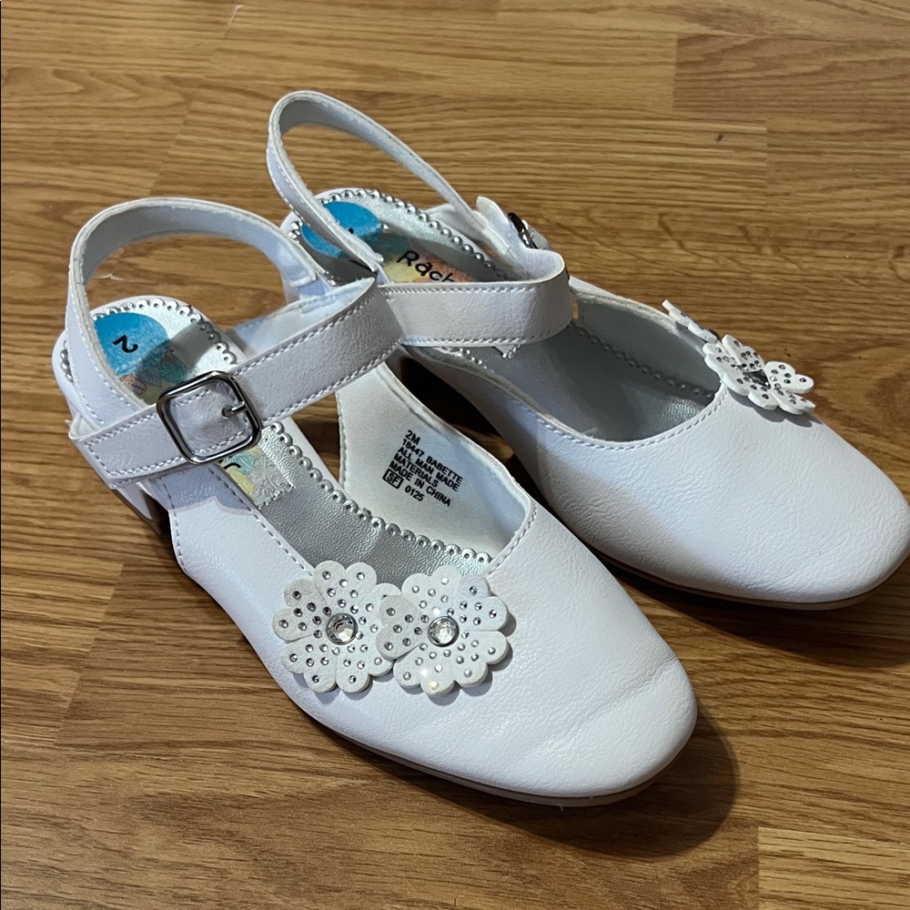 wonder nation White Floral T-Strap Dress Shoes for Kids